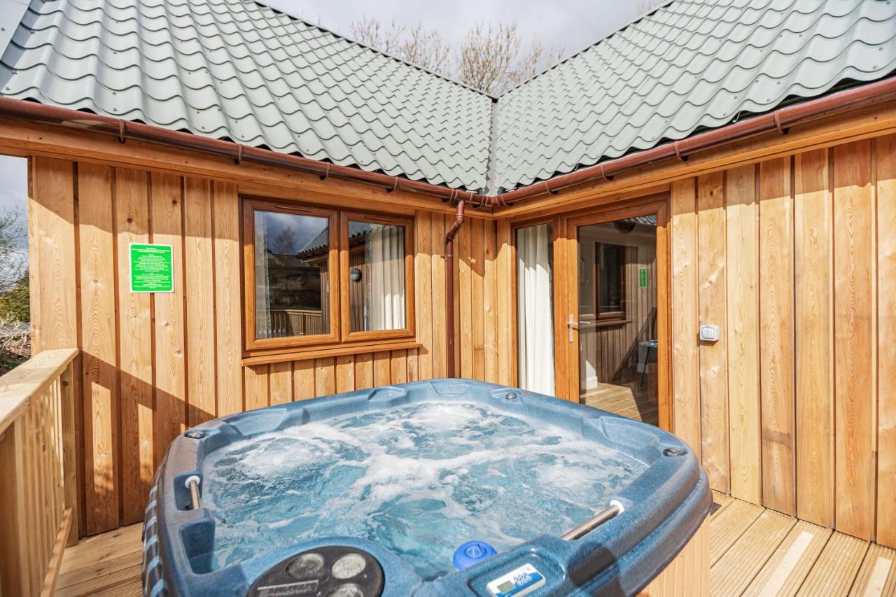 Osprey Lodge 1 With Hot Tub Ньютон-Стьюарт Екстер'єр фото